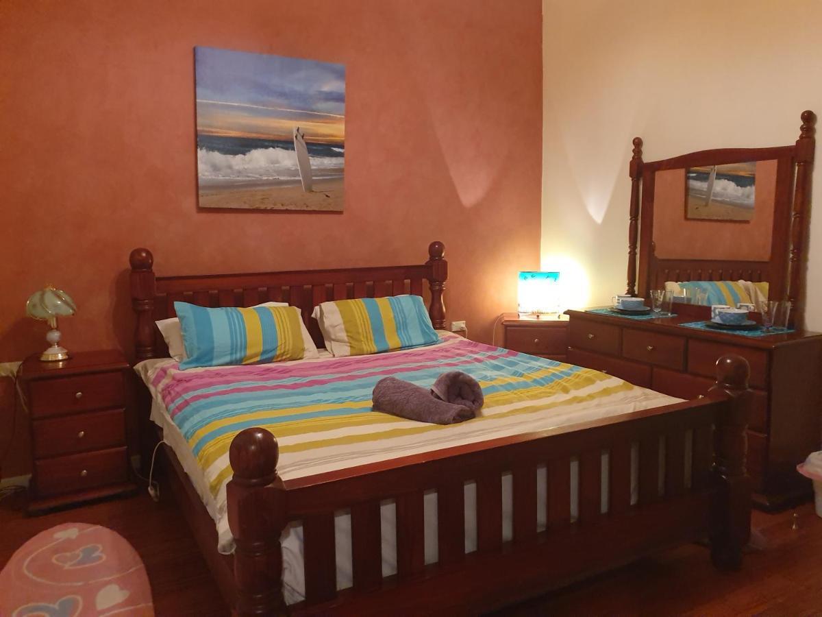 Just-4-You! Amazing Sea Views, Wifi, Fully Air-Conditioned, King Bed Винсентия Екстериор снимка